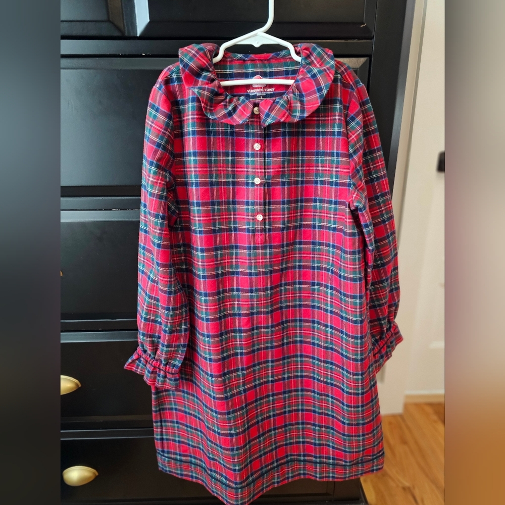 Vineyard Vines plaid night gown girls size Large